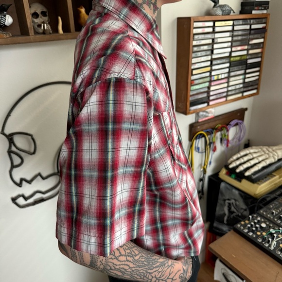 Vintage 90s 2000s Wrangler Cropped Plaid Tinsel Pearl Snap Western ~ Size L - Picture 2 of 6